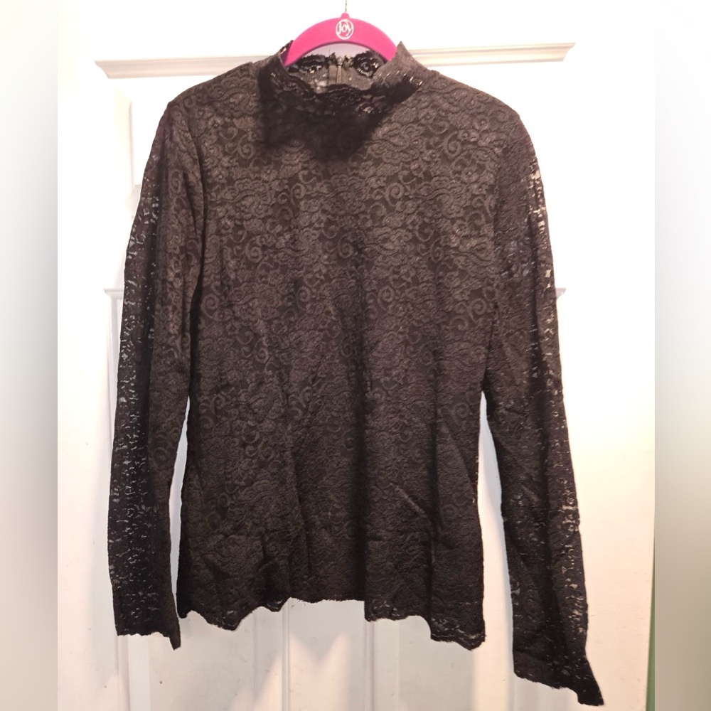 Lace black shirt